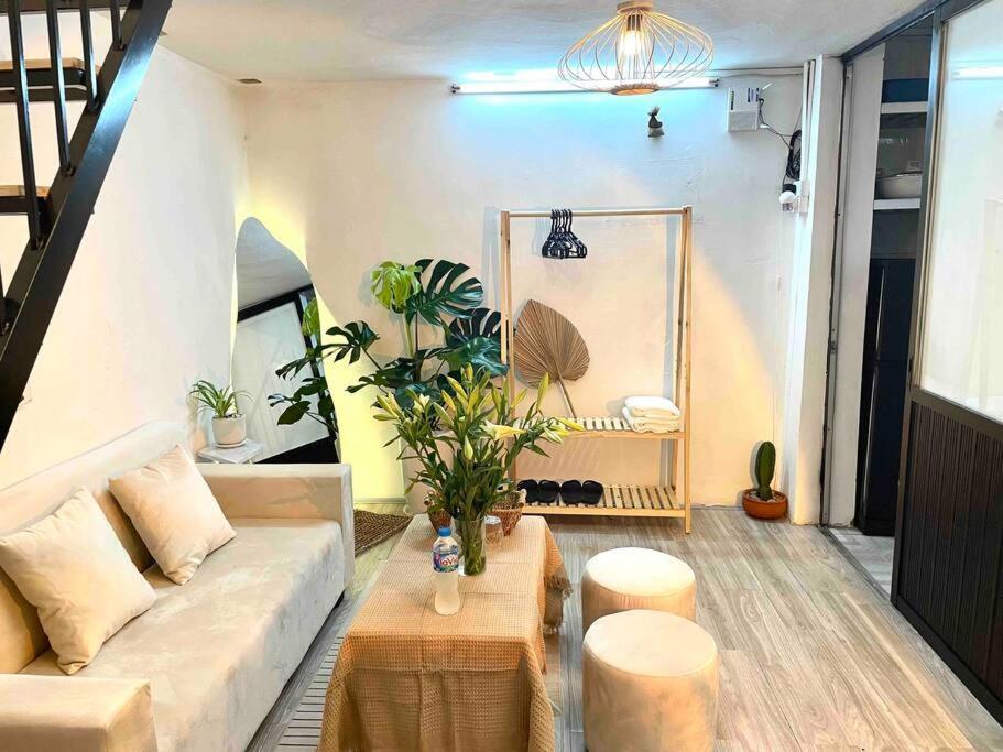 Loft House/ Hoan Kiem Lake/ Book Street Hanoi Bagian luar foto